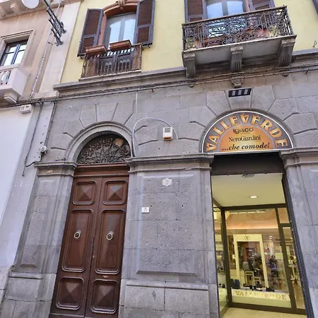 Izzhome Full Center Cozy Cagliari